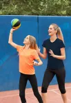 Тениска с асиметрично деколте | Спортна тениска за деца